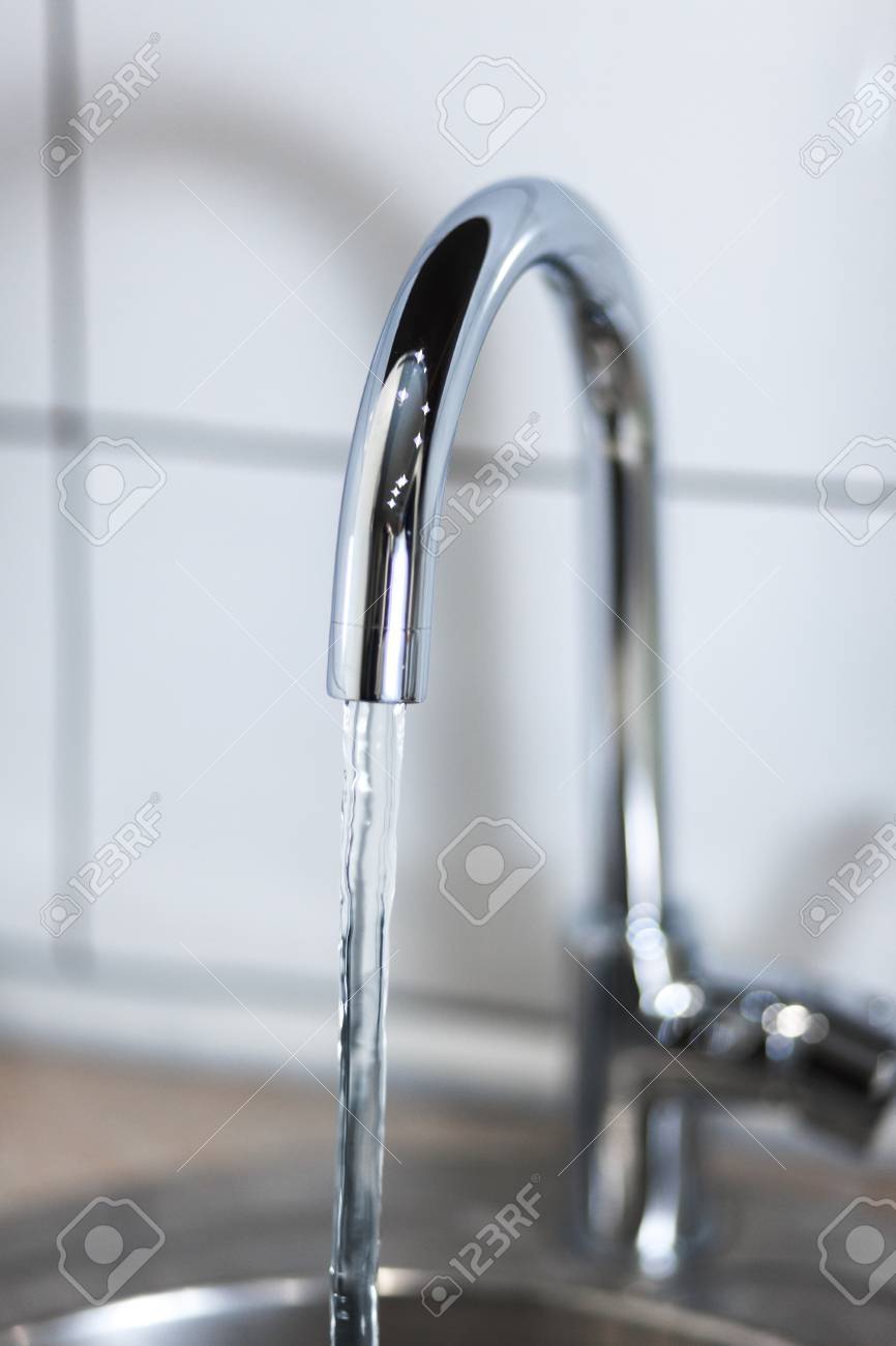 Fliessendes leitungswasser