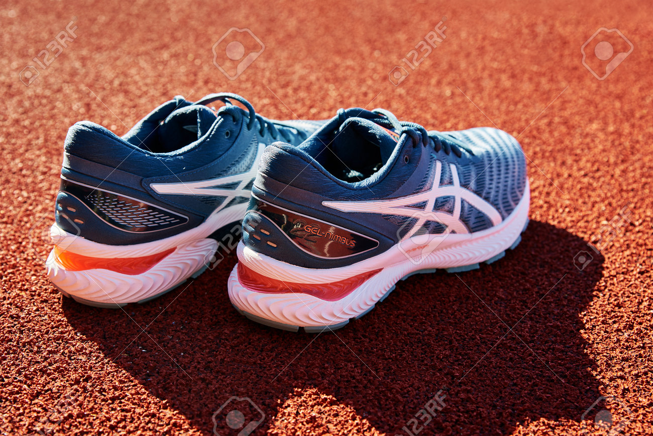 Asics top p corrida
