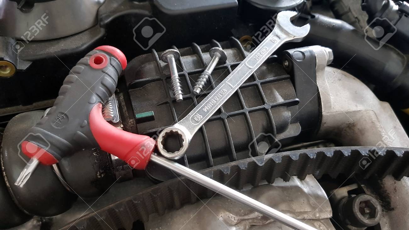 Car Timing Belt >> Service Tools On Car Engine Spanner Screw Timing Belt Replace Car Timing Belt >> Service Tools On Car Engine Spanner Screw Timing Belt Replace