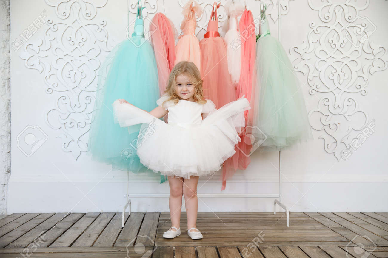 venta de vestidos blancos para niñas