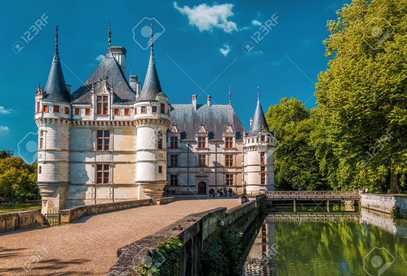 Das Schloß De Azay-le-Rideau, Frankreich. Dieses Schloss Befindet ... Das Schloß De Azay-le-Rideau, Frankreich. Dieses Schloss Befindet ...
