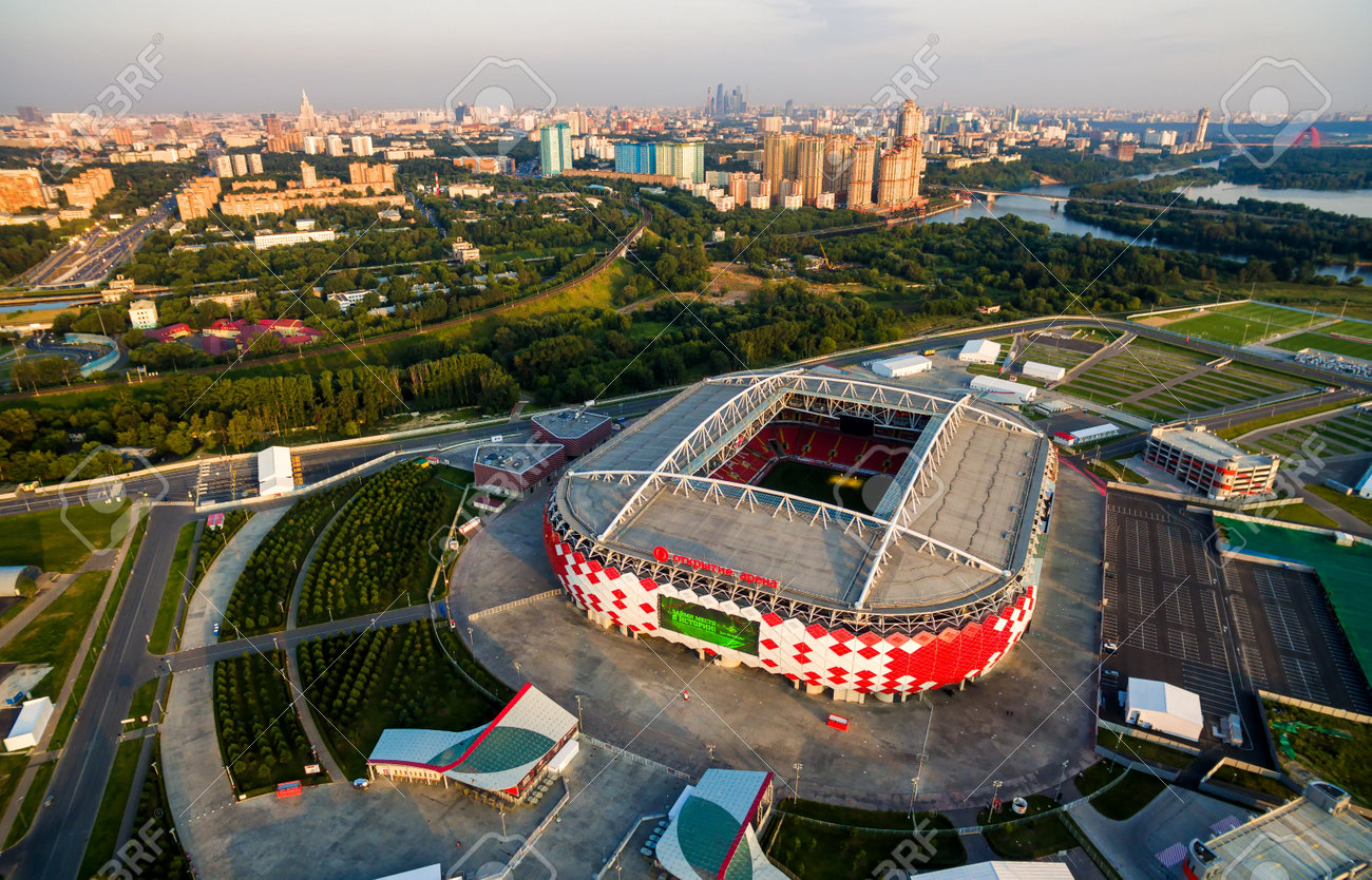 モスクワ ロシアのスパルタク スタジアム Otkritie アリーナ の空撮 の写真素材 画像素材 Image モスクワ ロシアのスパルタク スタジアム Otkritie アリーナ の空撮 の写真素材 画像素材 Image