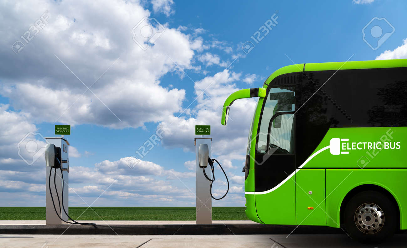 Bus Électrique Avec Borne De Recharge. Concept Banque D'Images et Photos Libres De Droits. Image 173385406