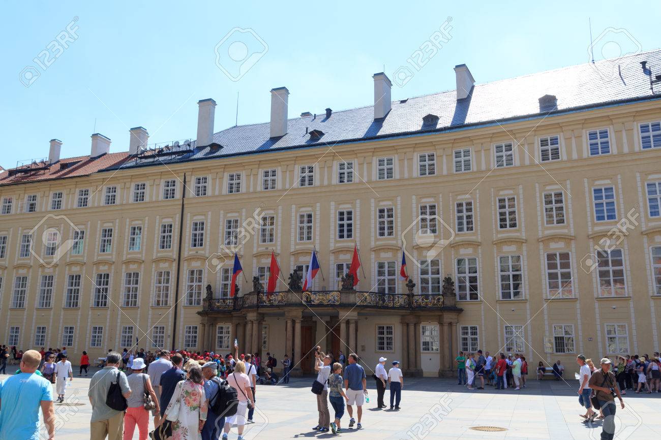 Alter Konigspalast Auf Der Prager Burg Lizenzfreie Fotos Bilder Und Stock Fotografie Image