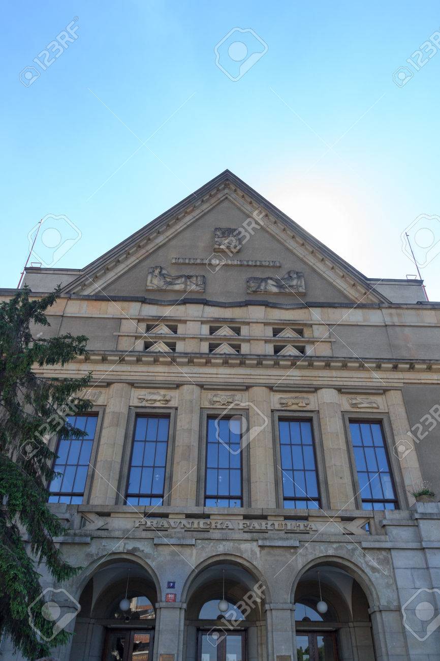 プラハ カレル大学法学部 の写真素材 画像素材 Image プラハ カレル大学法学部 の写真素材 画像素材 Image