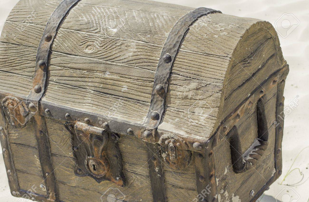 Antique pirate chest best sale