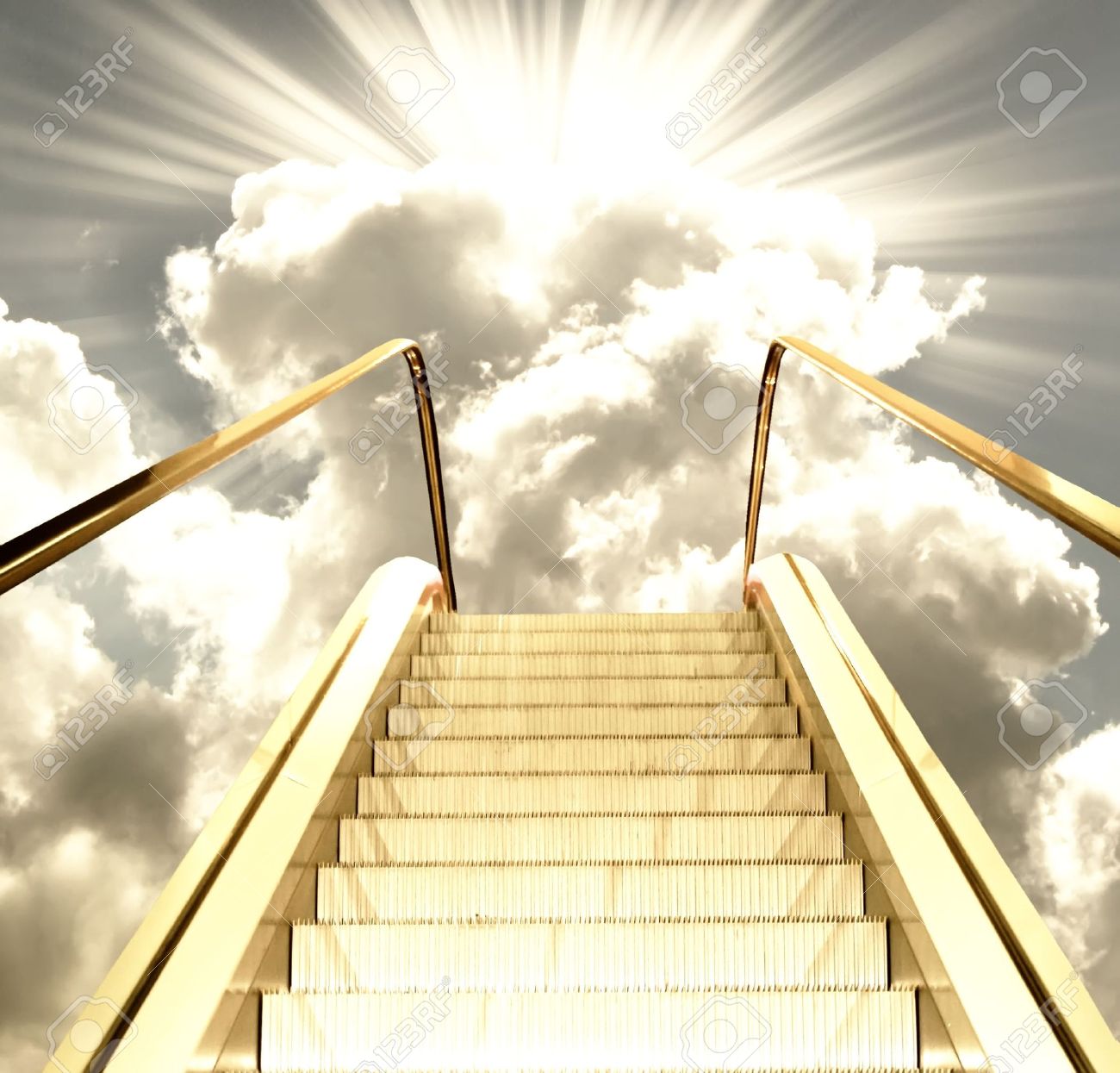 Résultats de recherche d'images pour « HEAVEN GOLDEN STAIR »