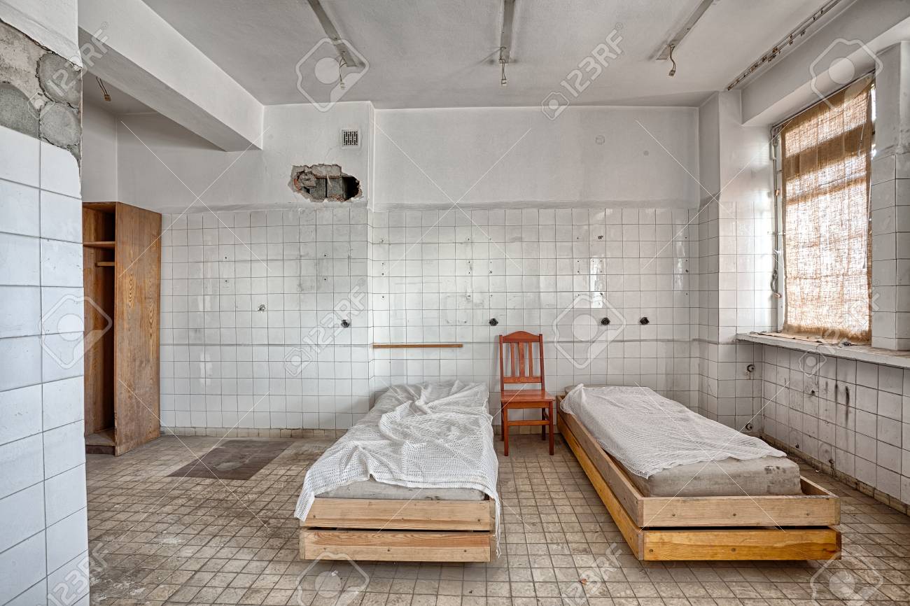 廃墟の建物の内部 の写真素材 画像素材 Image