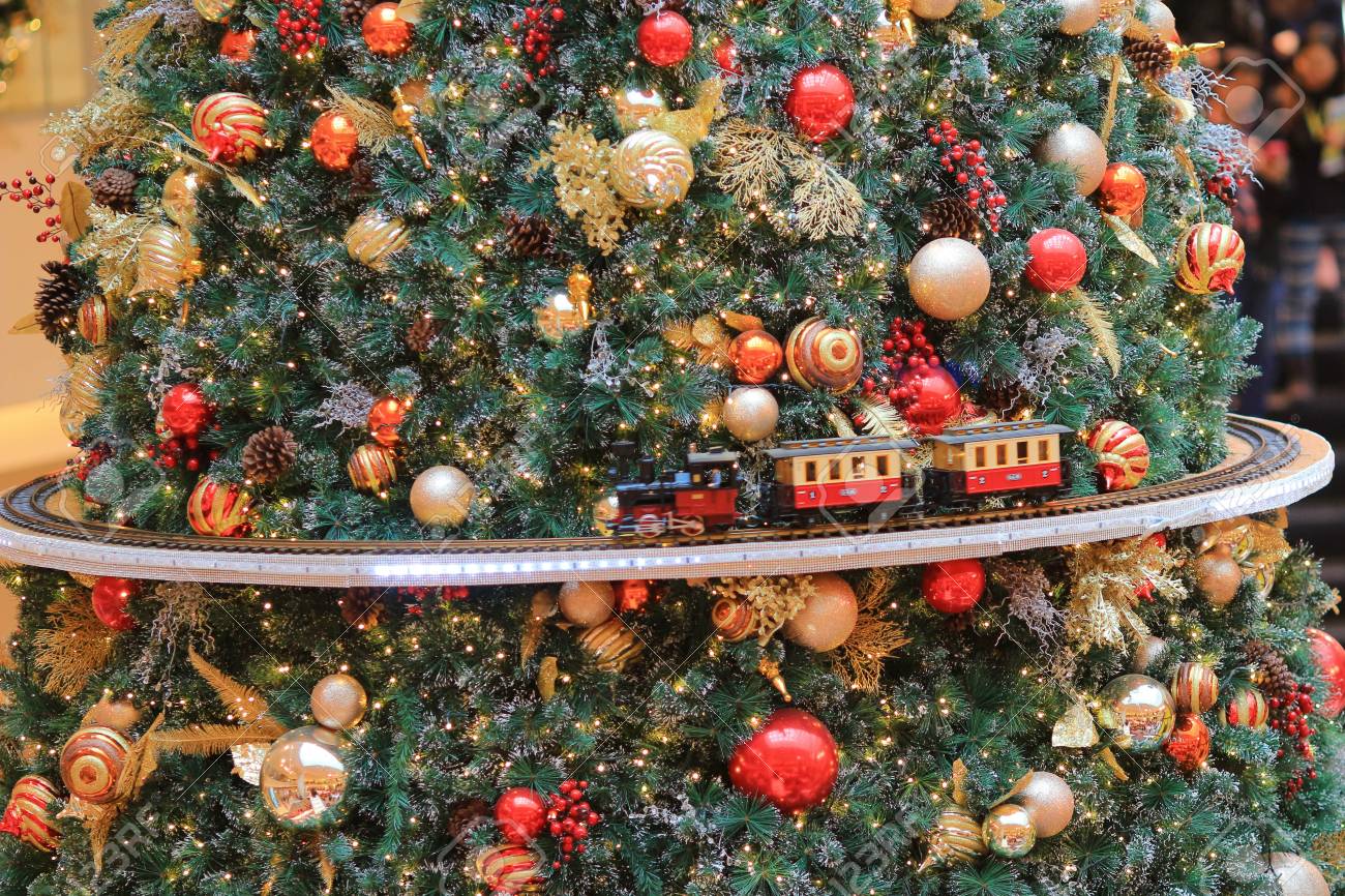 small christmas tree train set