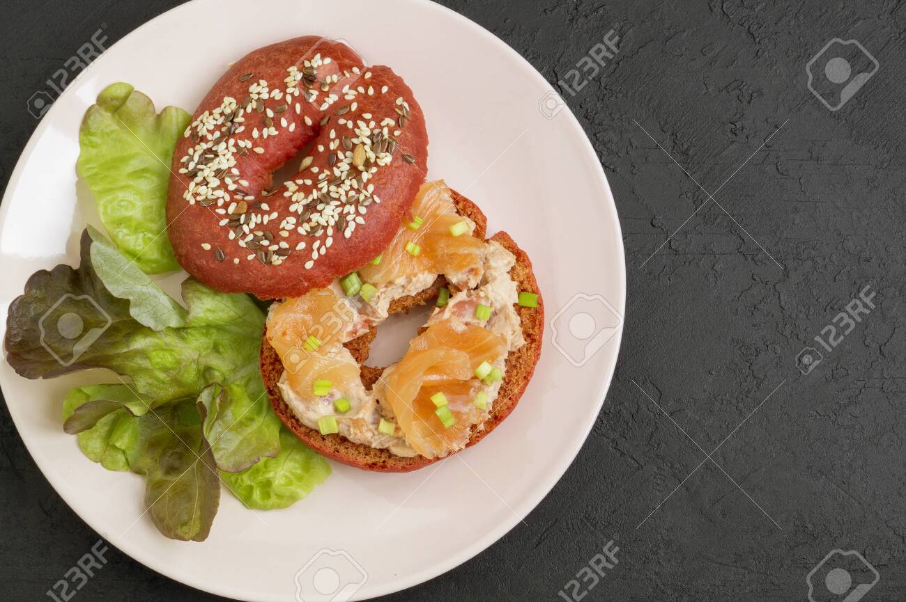 red bagel with salmon pate and smoked salmon - 137702801 red bagel with salmon pate and smoked salmon - 137702801