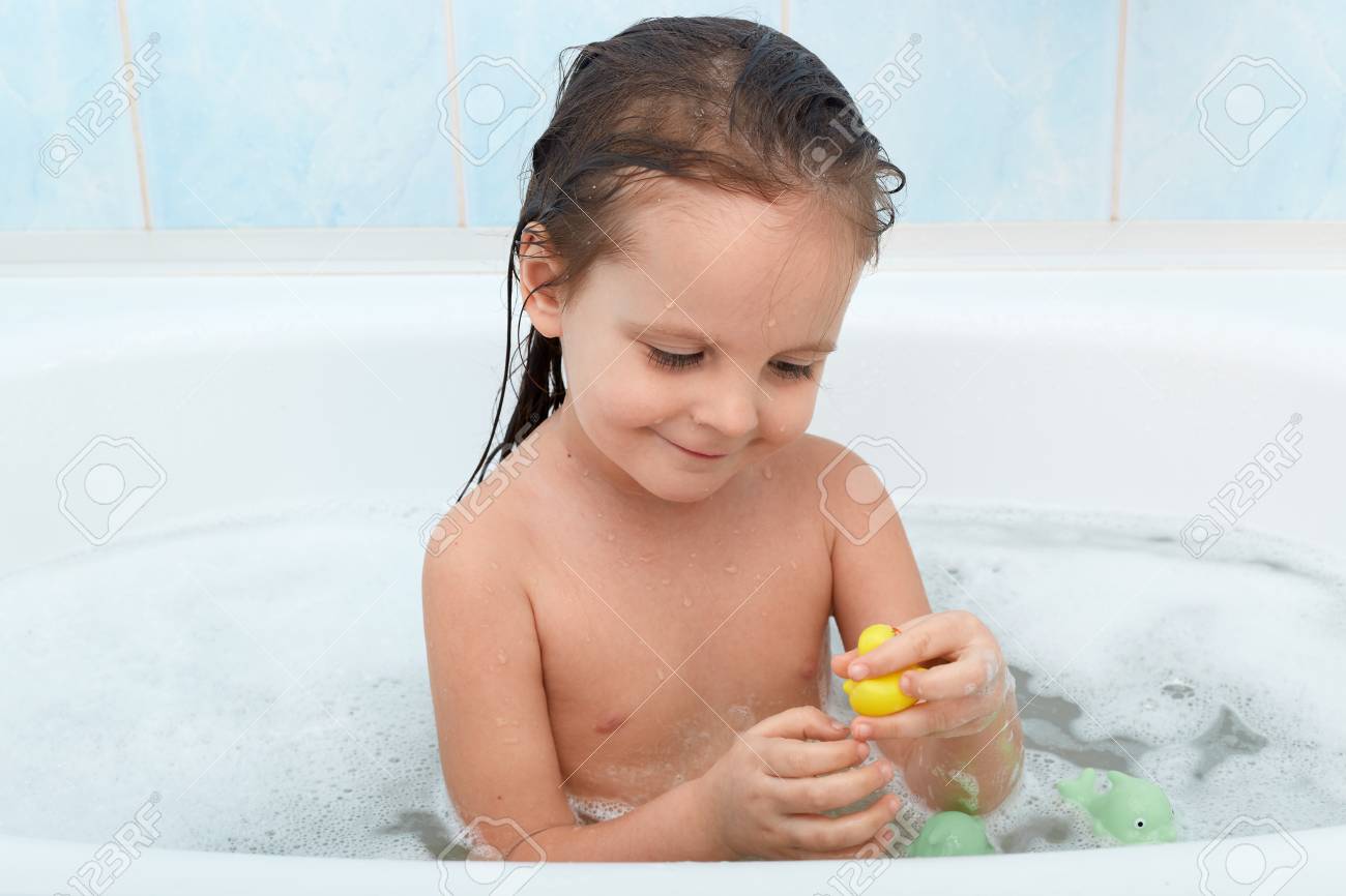 baby girl bath toys
