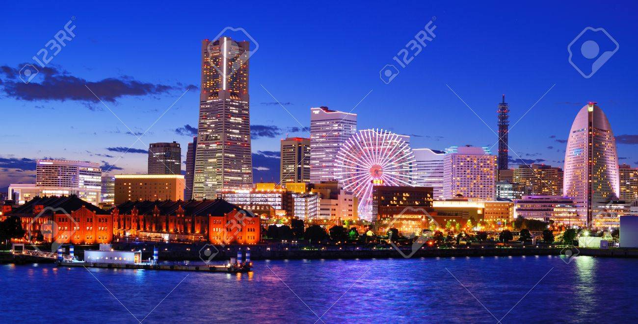 神奈川県横浜市みなとみらい湾のスカイライン の写真素材 画像素材 Image 1717