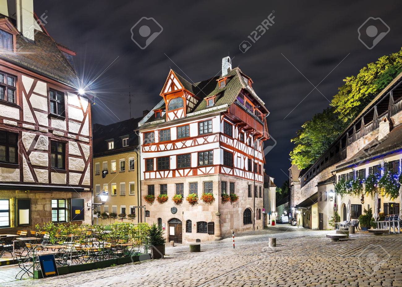 Nürnberg, Deutschland Am Historischen Albrecht-Dürer-Haus ... Nürnberg, Deutschland Am Historischen Albrecht-Dürer-Haus ...
