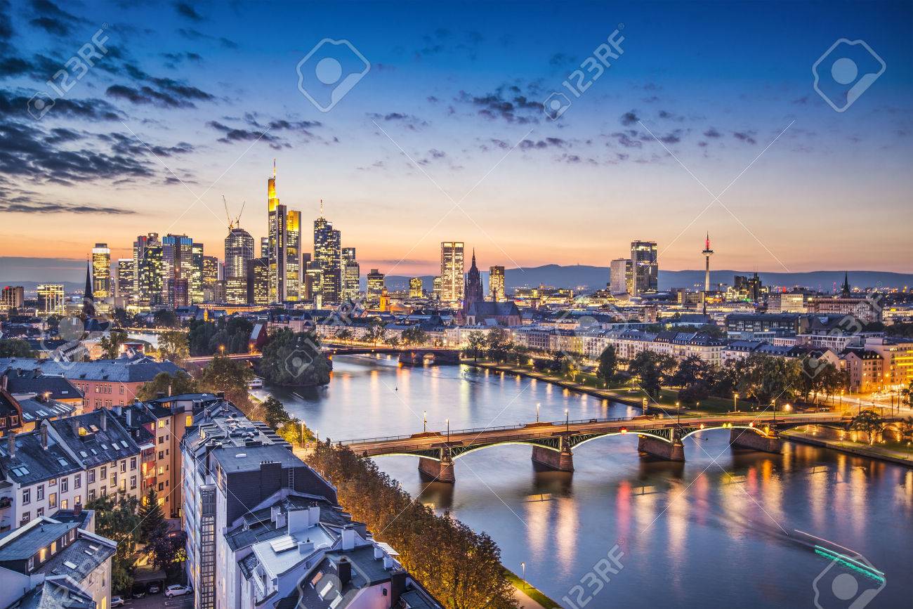 ドイツのフランクフルト大聖堂で の写真素材 画像素材 Image