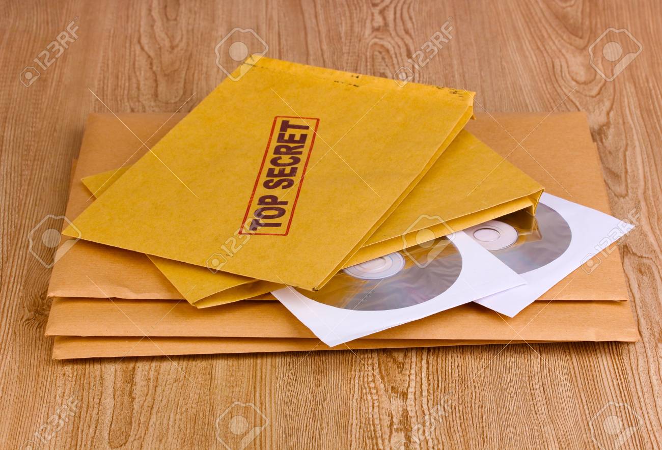 木製の背景に Cd ディスク トップ シークレット スタンプ封筒 の写真素材 画像素材 Image 木製の背景に Cd ディスク トップ シークレット スタンプ封筒 の写真素材 画像素材 Image