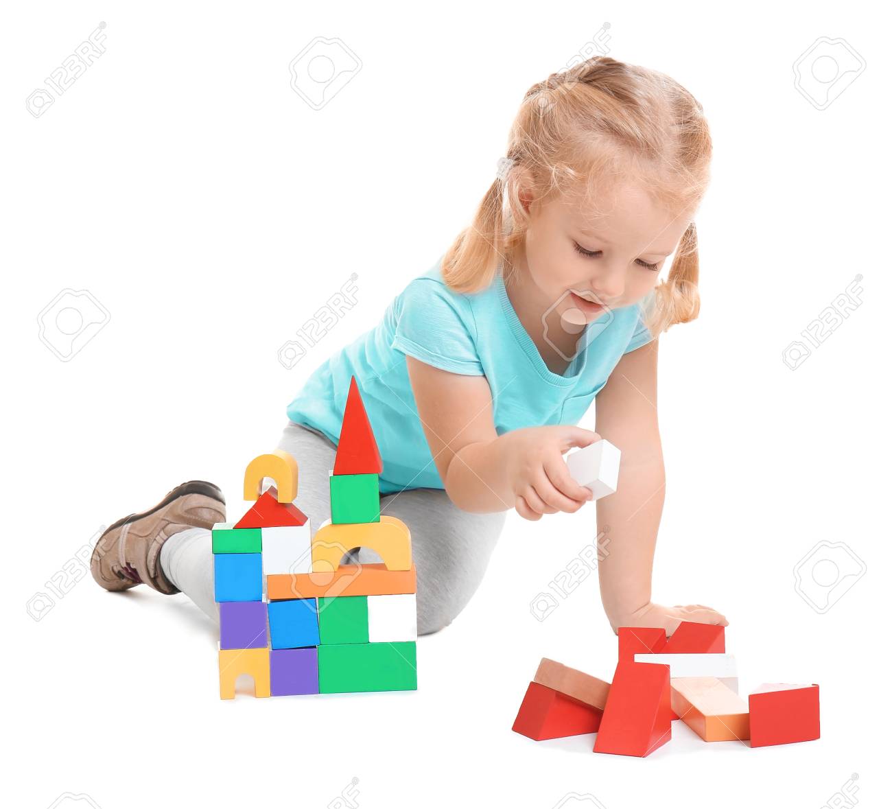 baby girl building blocks
