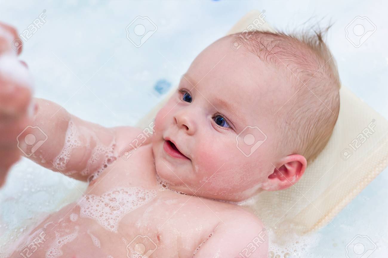 bathing a 6 month old
