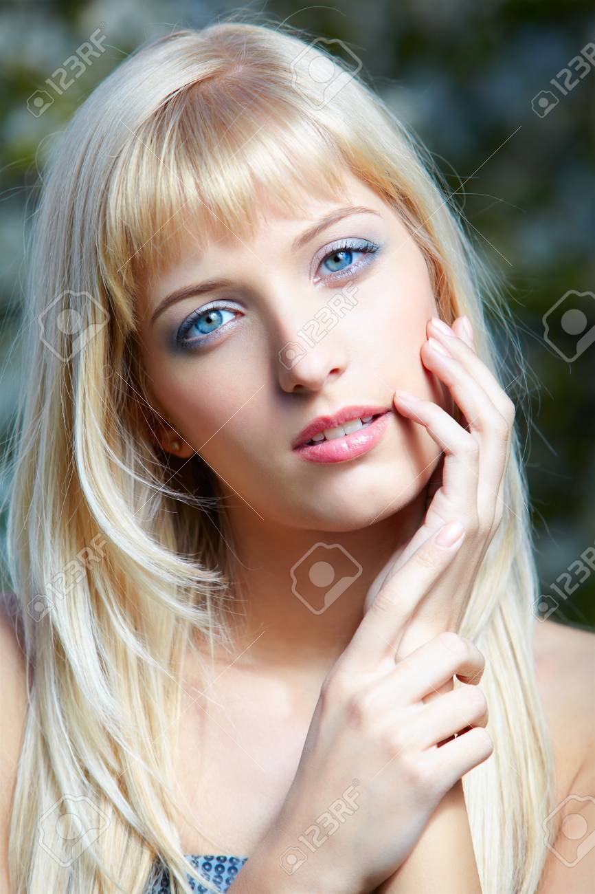 beautiful blue eyed blonde