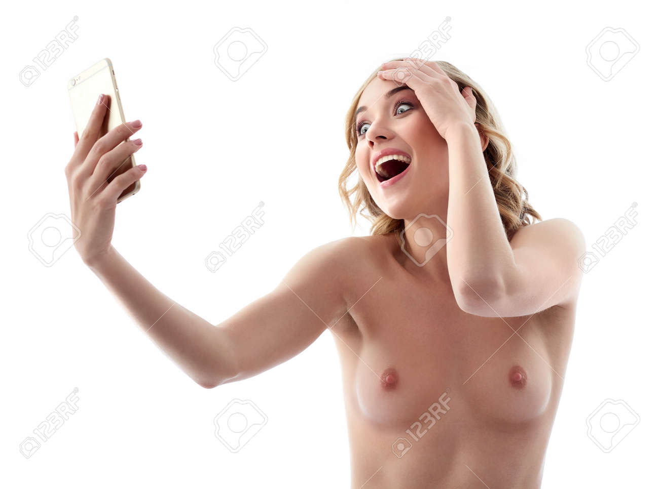 スマホで撮った彼女のヘアーヌード