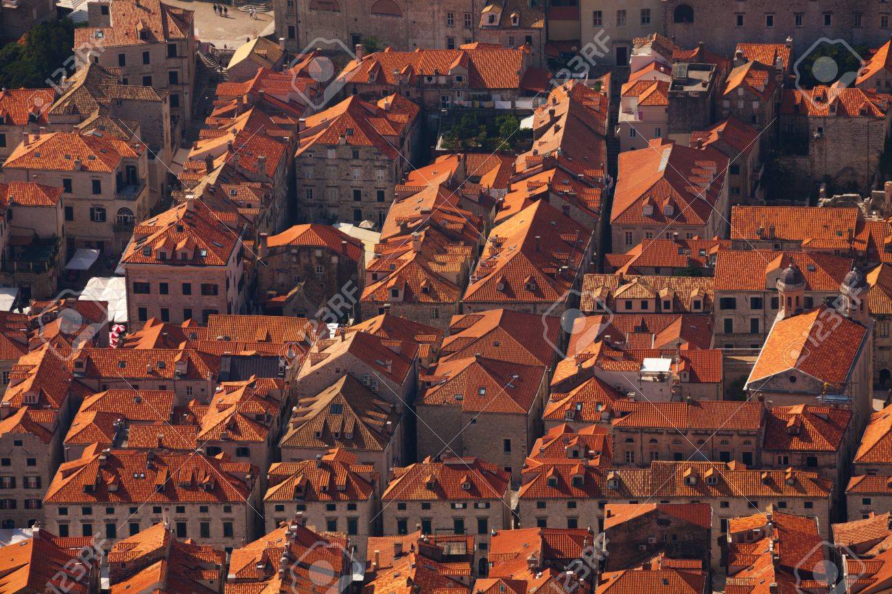 赤い屋根の古いクロアチア、ドブロブニク町ヨーロッパの写真素材・画像