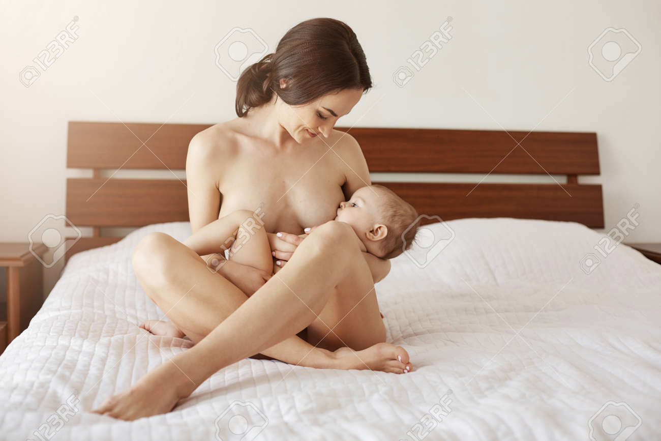 lovely naked mom Tonight happy hour mature woman fun