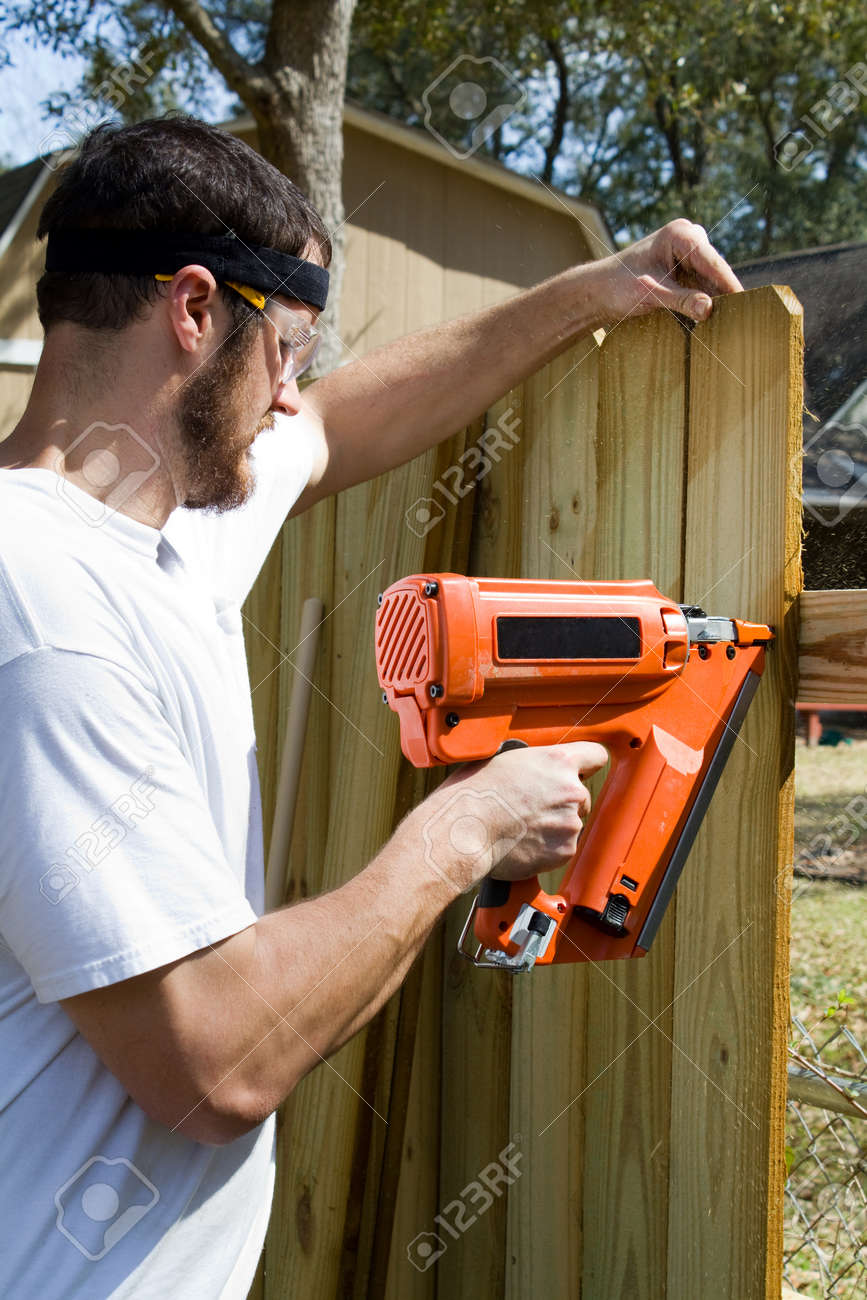 portable nail gun