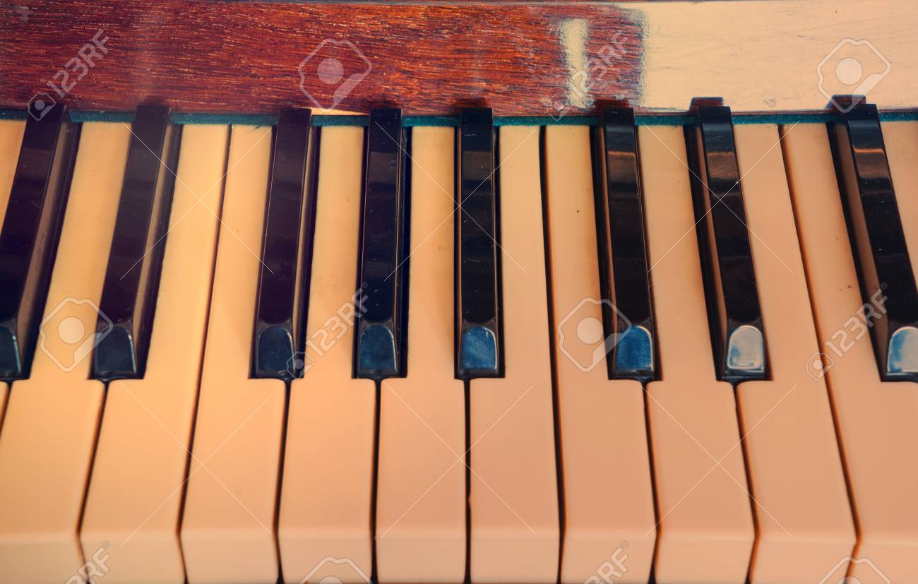 Виды пианино с трубами