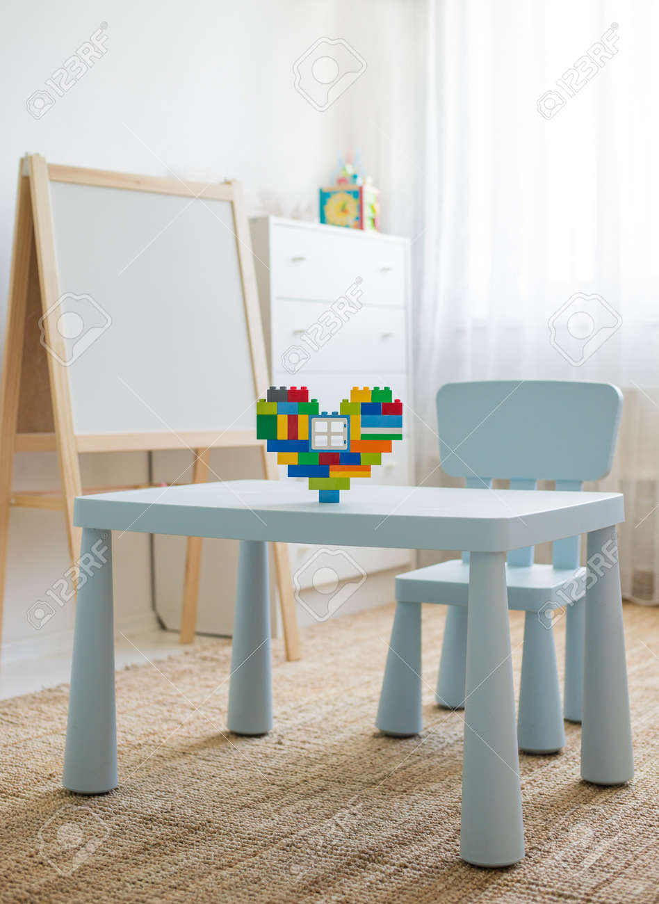 white childrens table