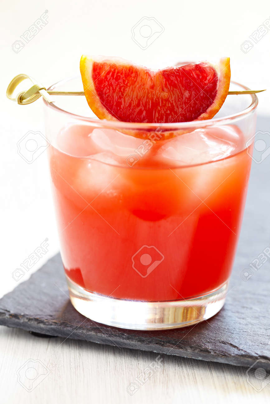 ブラッド オレンジのカクテル の写真素材 画像素材 Image
