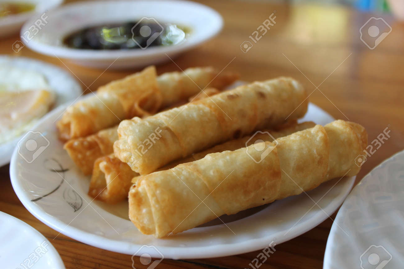 Pate Feuilletee Burek Nationale Turque Avec Fromage Banque D