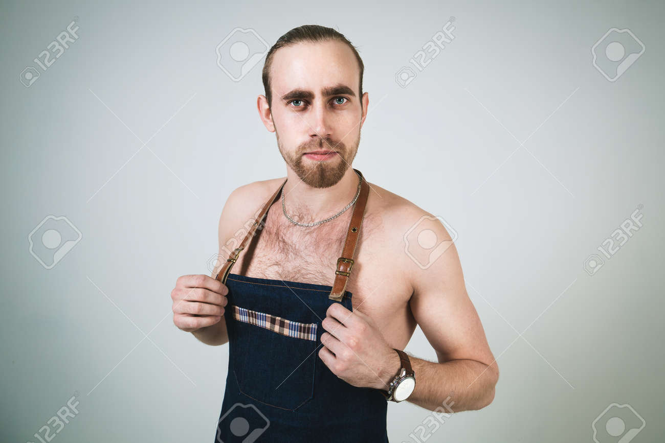 naked-man-in-a-apron-freee-glamour-galleries