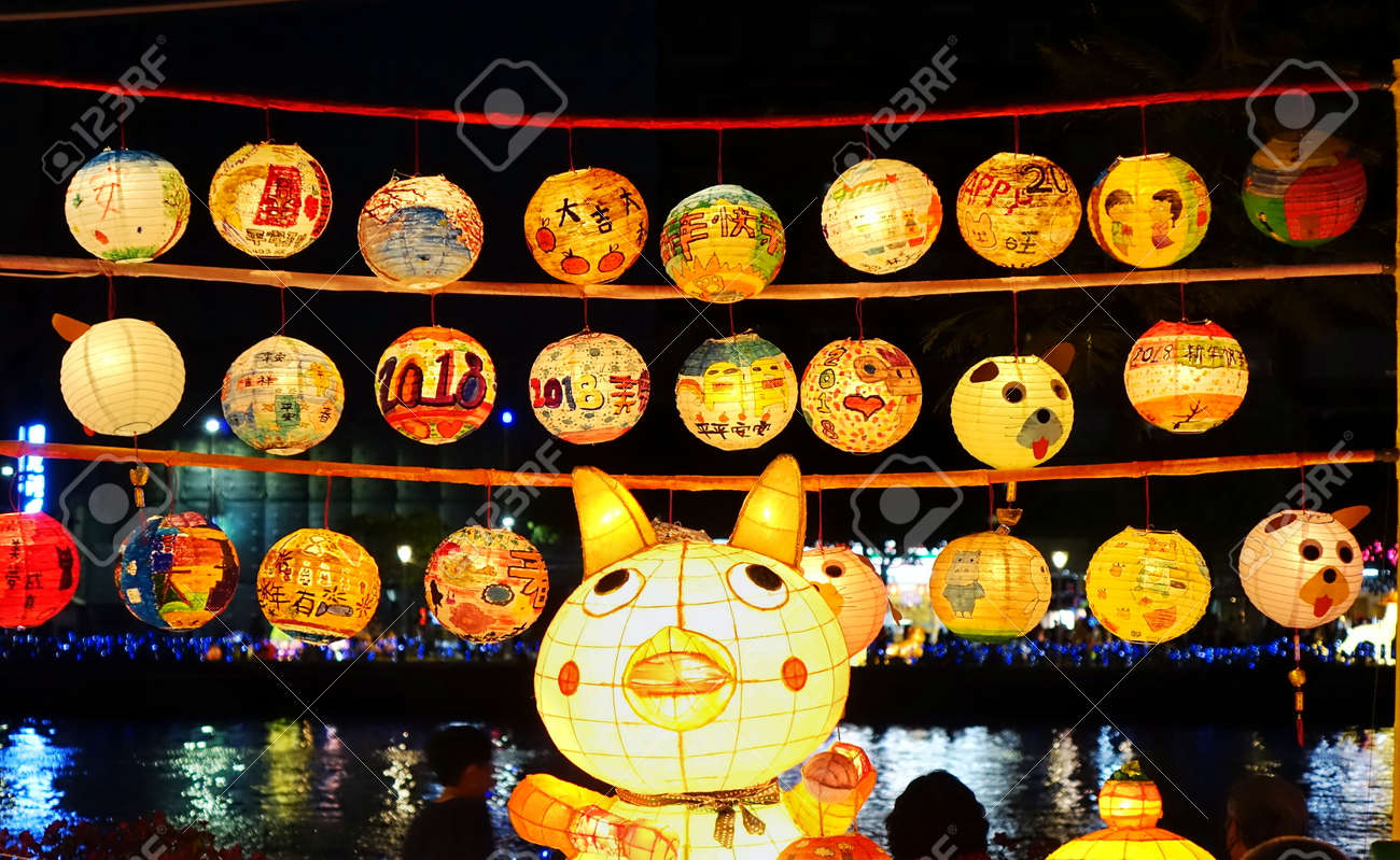 写真を撮る いいね メニュー 台湾 高雄 ランタン Pettoshoppu Jp