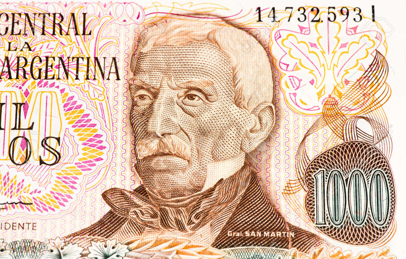 1000 아르헨티나 페소 은행 메모. 아르헨티나 페소는 아르헨티나의 국가 통화입니다. 로열티 무료 사진, 그림, 이미지 그리고  스톡포토그래피. Image 61843428