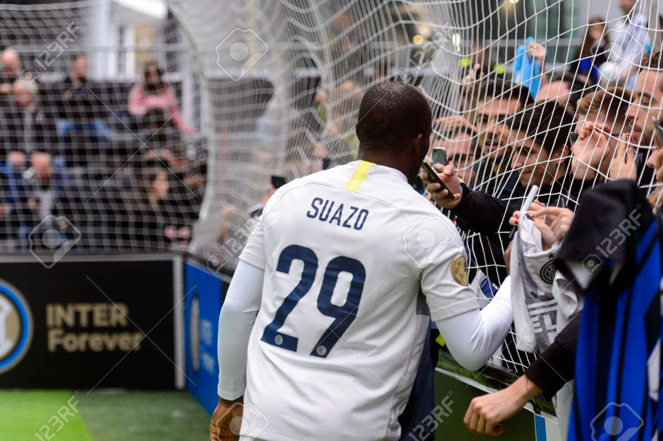 Suazo - Goals will come | Football News | Sky Sports, image size:1300x865