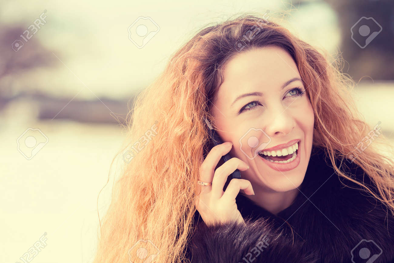 cara sonriente hablando