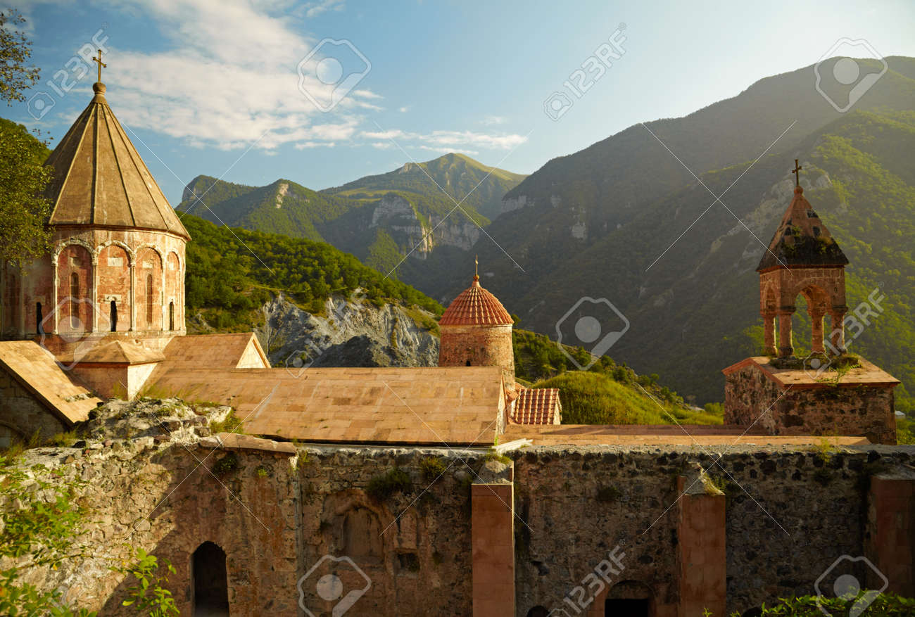 etiam-dictum-ipsum-a-felis