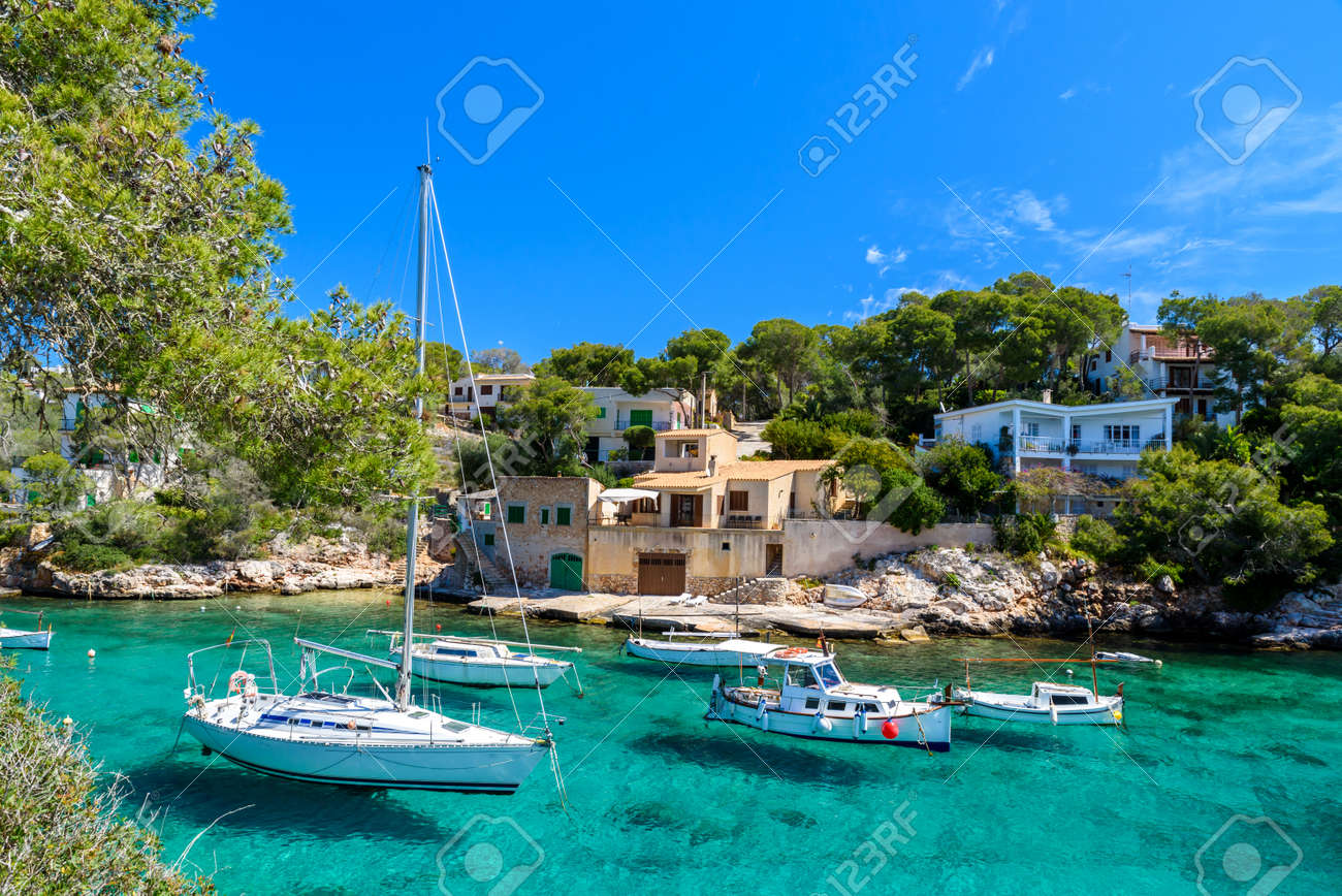 Beautiful coast of Cala Figuera - Spain, Mallorca - 82525095 Beautiful coast of Cala Figuera - Spain, Mallorca - 82525095