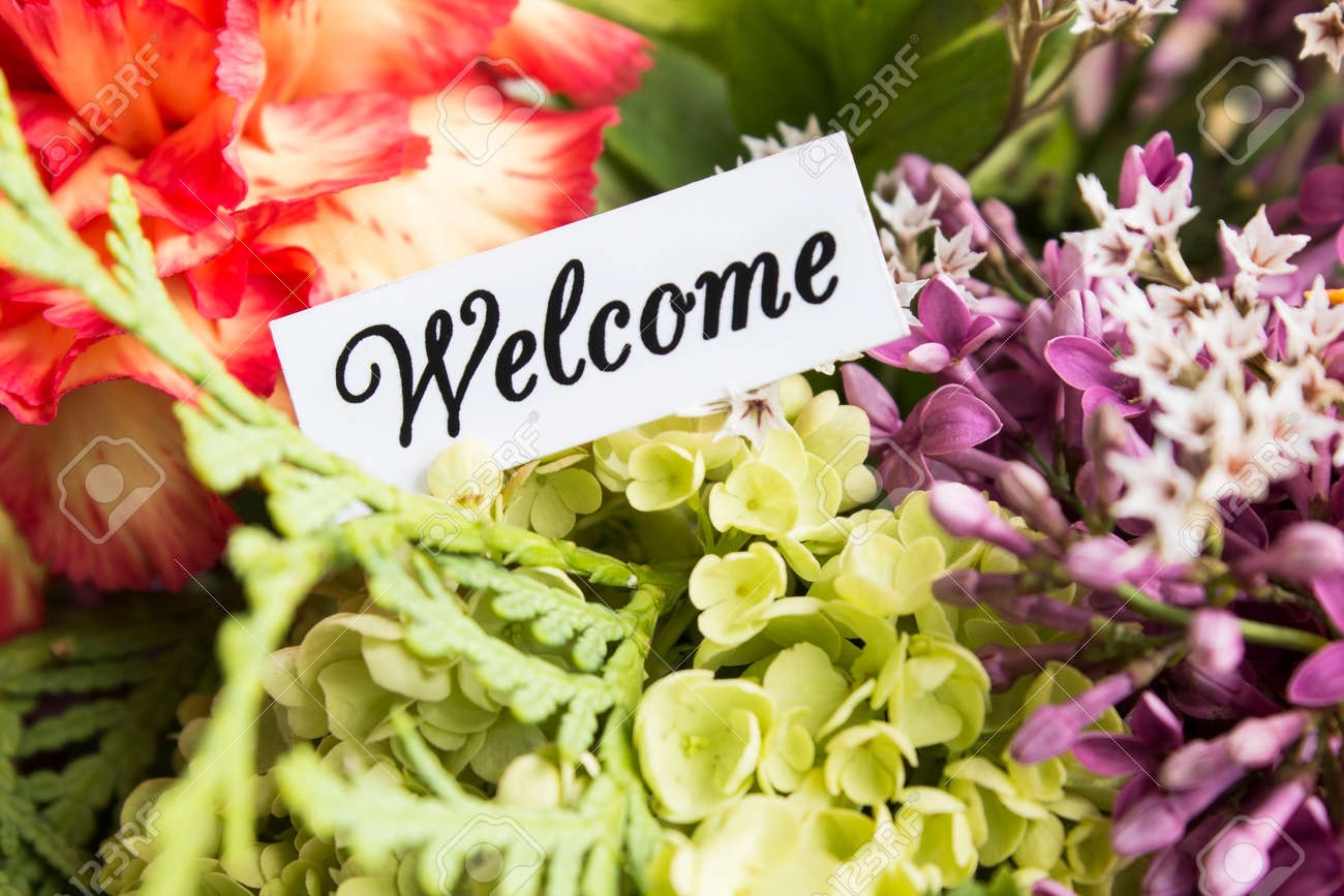 welcome card with bouquet