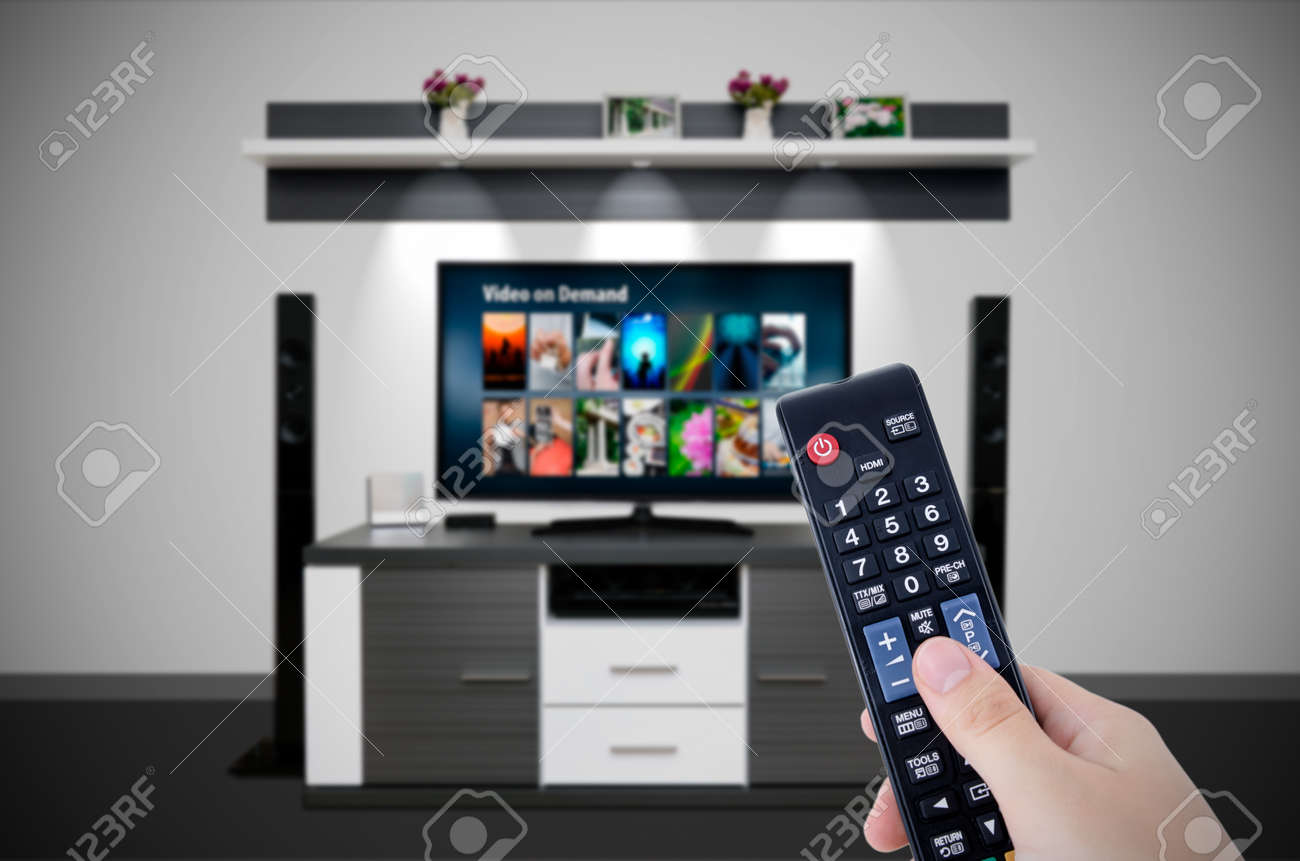 ビデオ オンデマンド テレビで Vod サービス 鑑賞テレビ ホームシアター テレビ Hd の概念 の写真素材 画像素材 Image