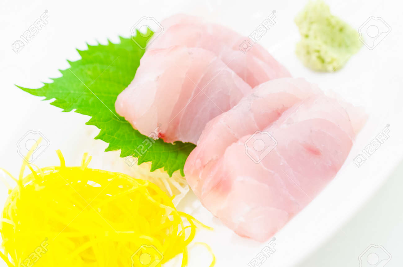 生の新鮮な白スズキ刺身 寿司 の写真素材 画像素材 Image 生の新鮮な白スズキ刺身 寿司 の写真素材 画像素材 Image