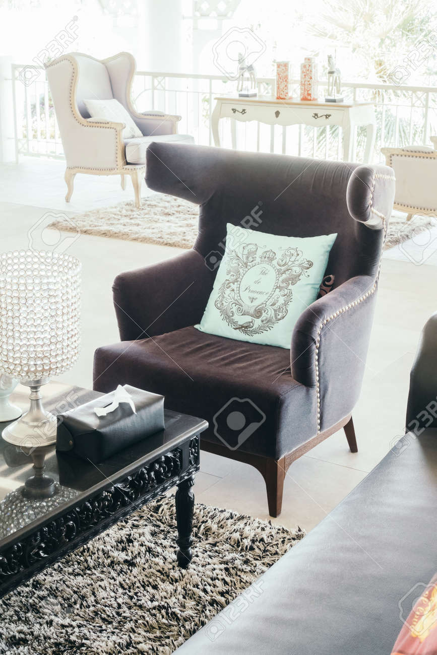 Schone Luxus Kissen Auf Dem Sofa Dekoration Im Wohnzimmer Unter