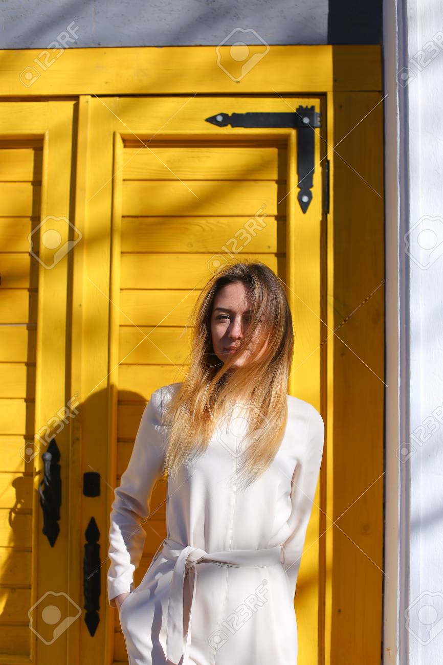 blonde american girl