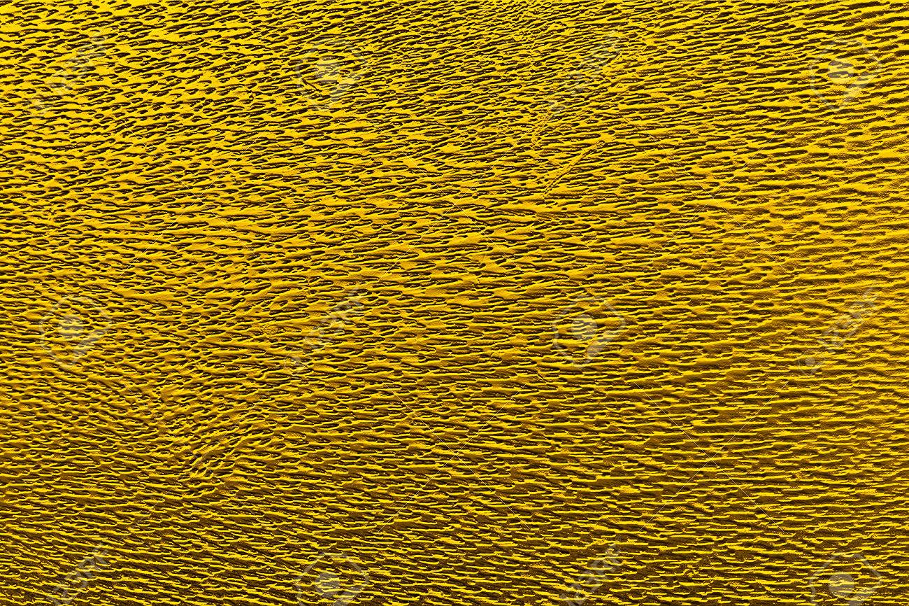 ilustración texturizada en tonos de oro dorado con grabado áspero