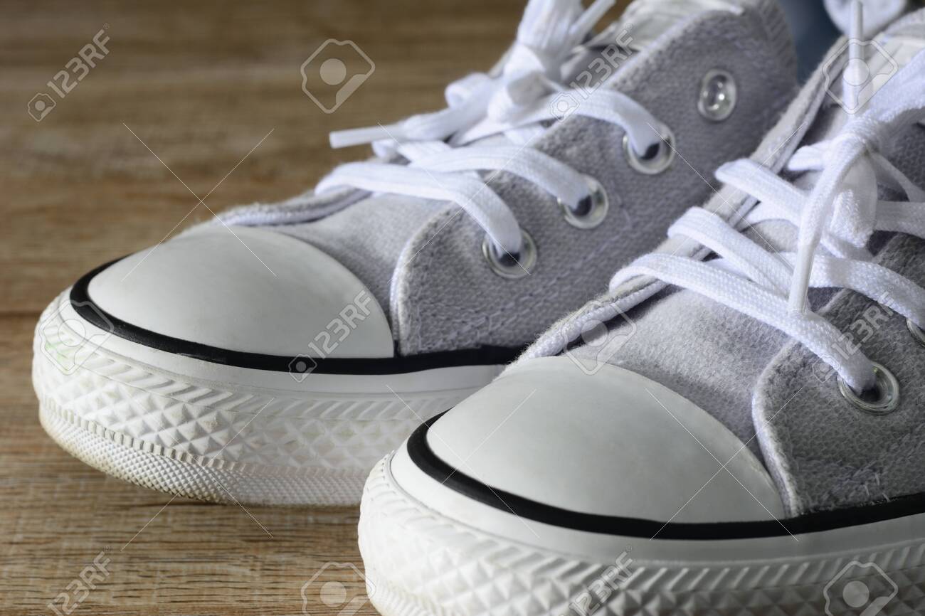 white color canvas shoes