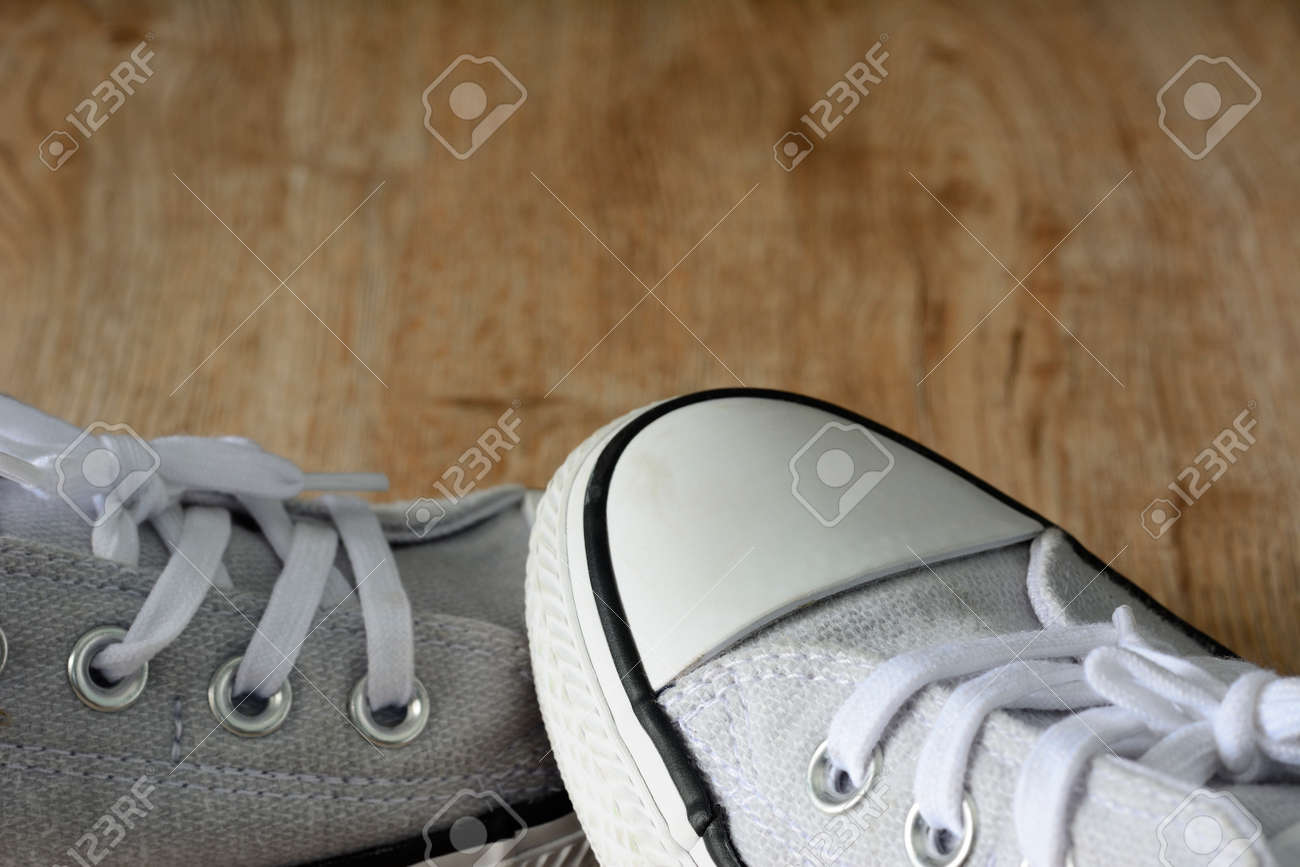 white color canvas shoes