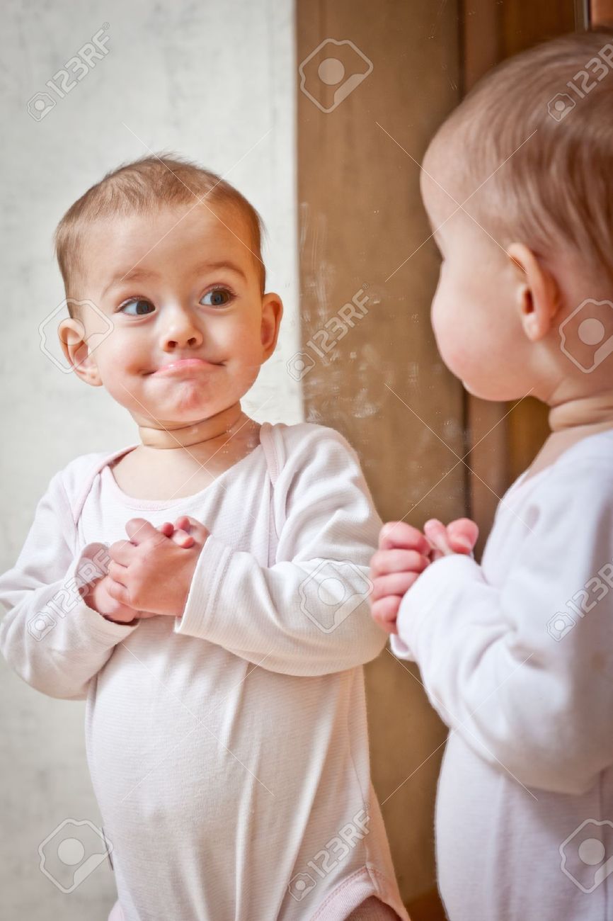 baby mirror photography