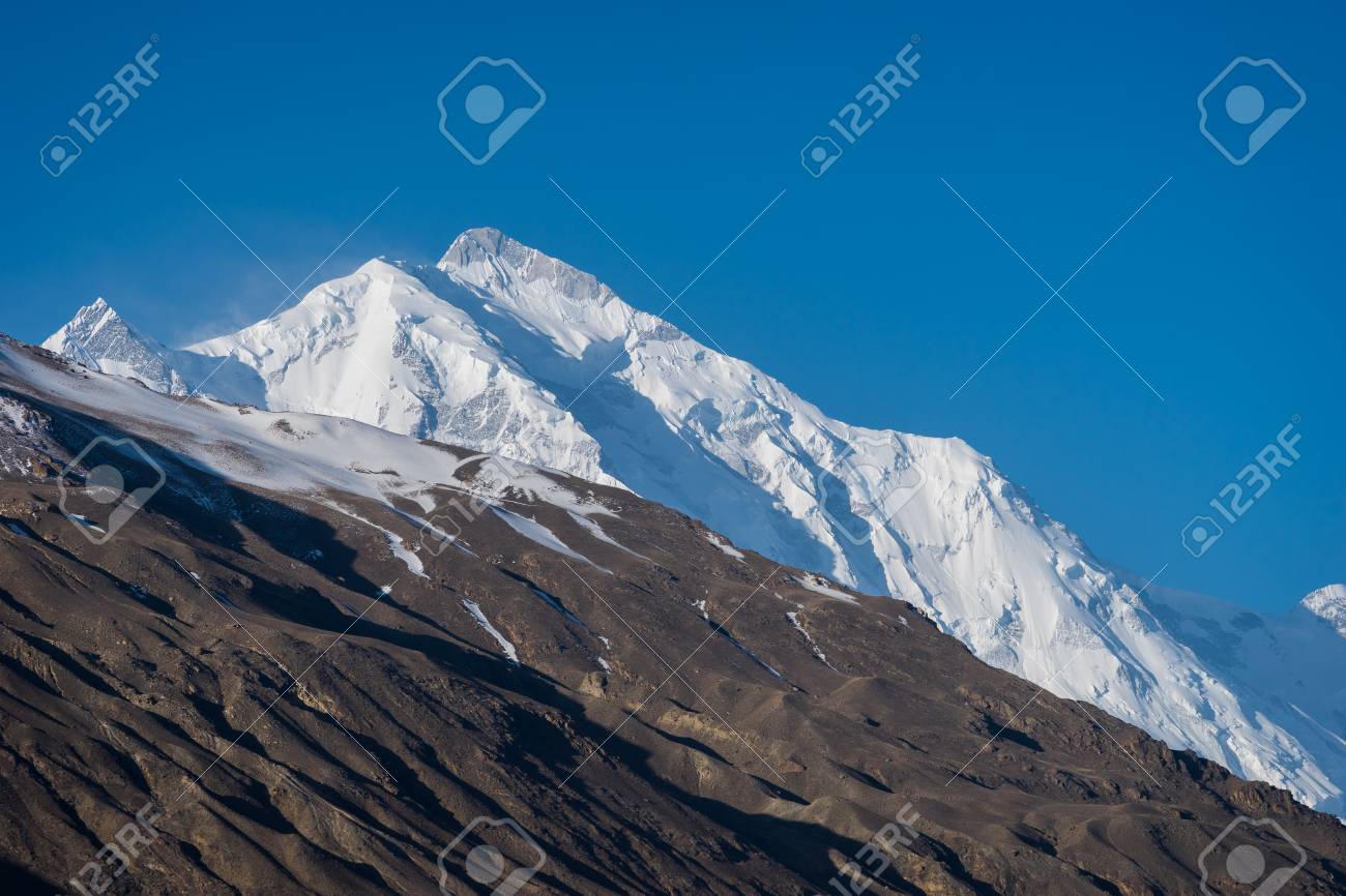 ラカポシ山山ピーク 象徴的なピークのフンザ渓谷朝 ギルギット バルティスタン州 パキスタン アジア の写真素材 画像素材 Image