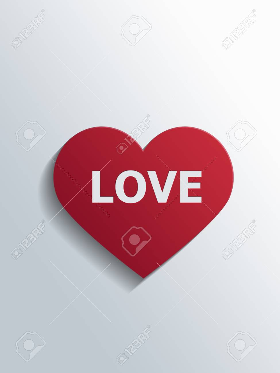 Rouge Decouper Le Coeur De Papier Avec Le Mot Amour Sur Un Fond Degrade Blanc Gris Comme Une Carte Pour Un Amoureux Sur Un Anniversaire Ou Valentines Banque D Images Et Photos Libres