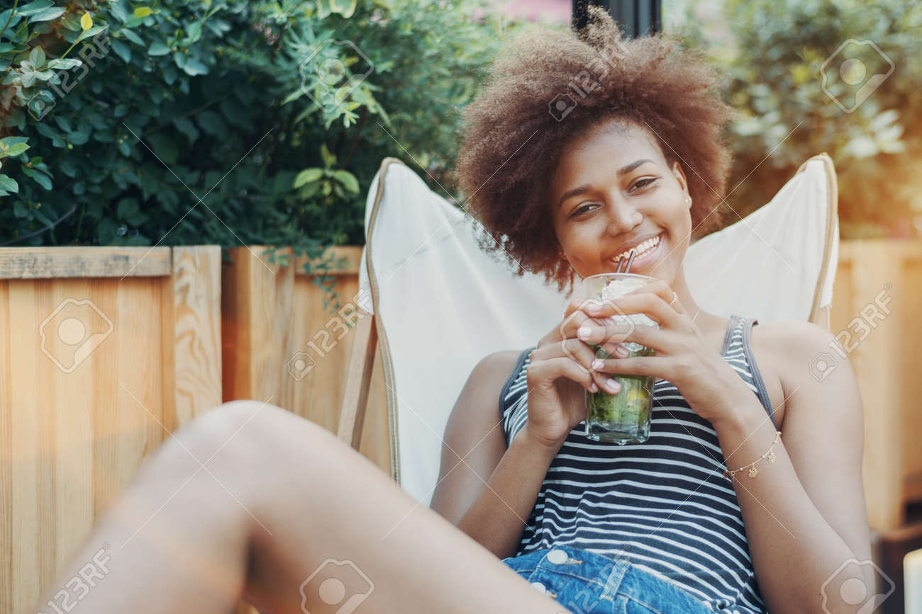 girl black jean shorts