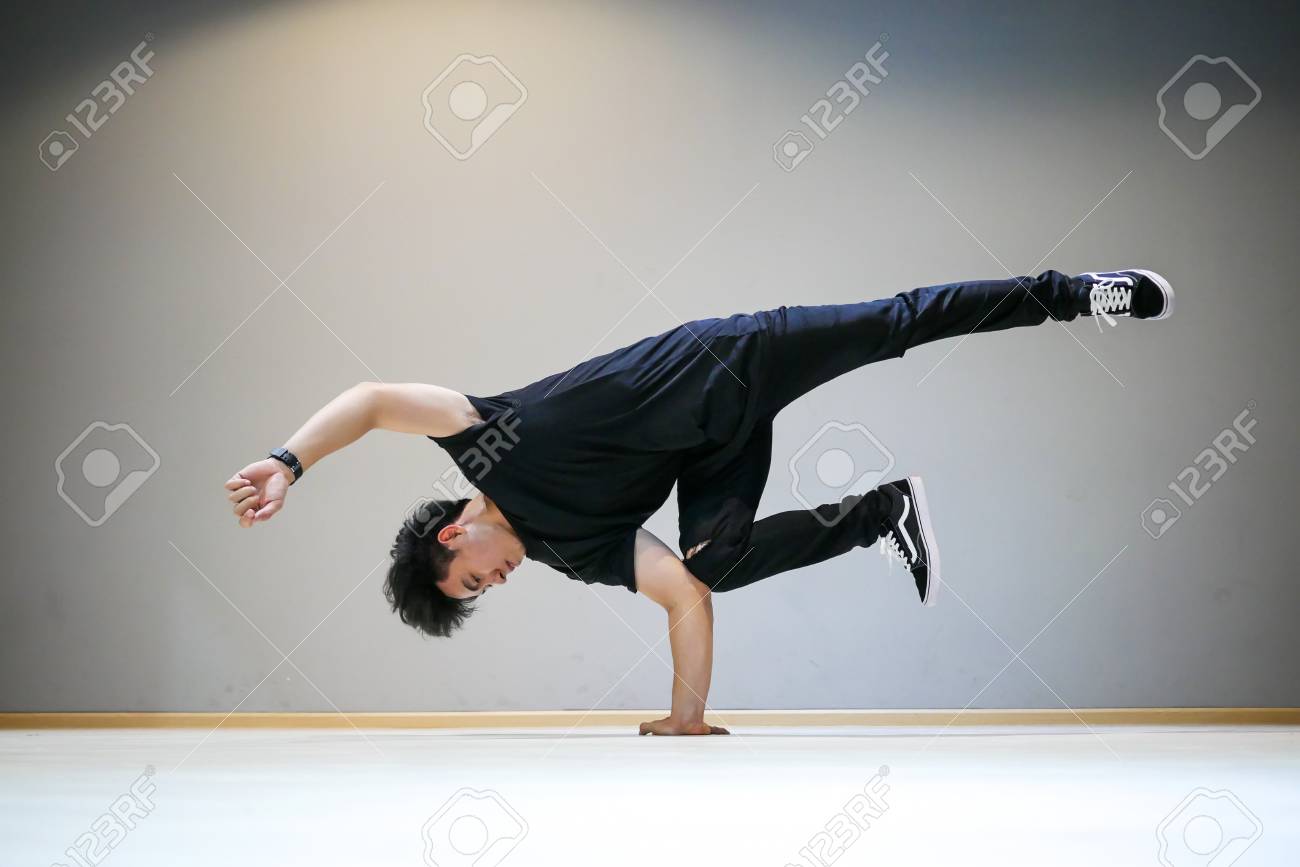 amazing asian breakdancers Gang bang in the hood